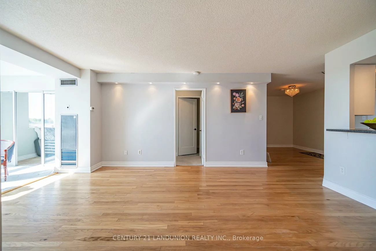 326, Major Mackenzie, Crosby, Richmond Hill