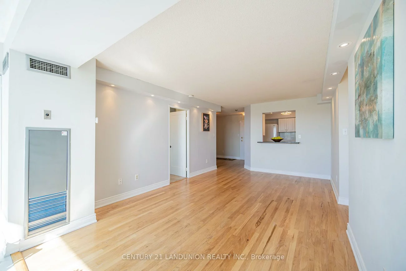 326, Major Mackenzie, Crosby, Richmond Hill