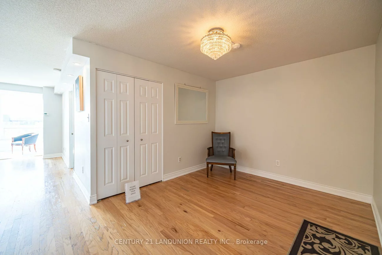 326, Major Mackenzie, Crosby, Richmond Hill