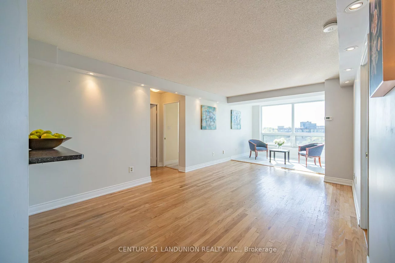 326, Major Mackenzie, Crosby, Richmond Hill