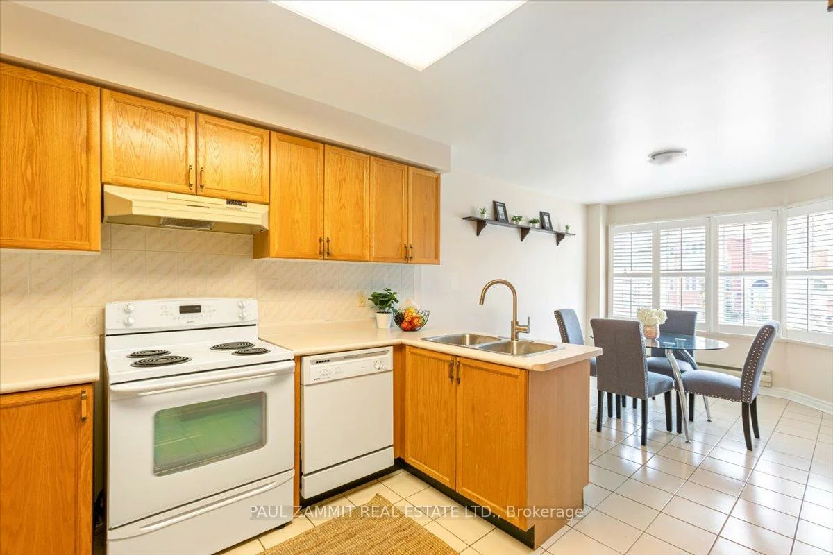 80, McCallum, North Richvale, Richmond Hill