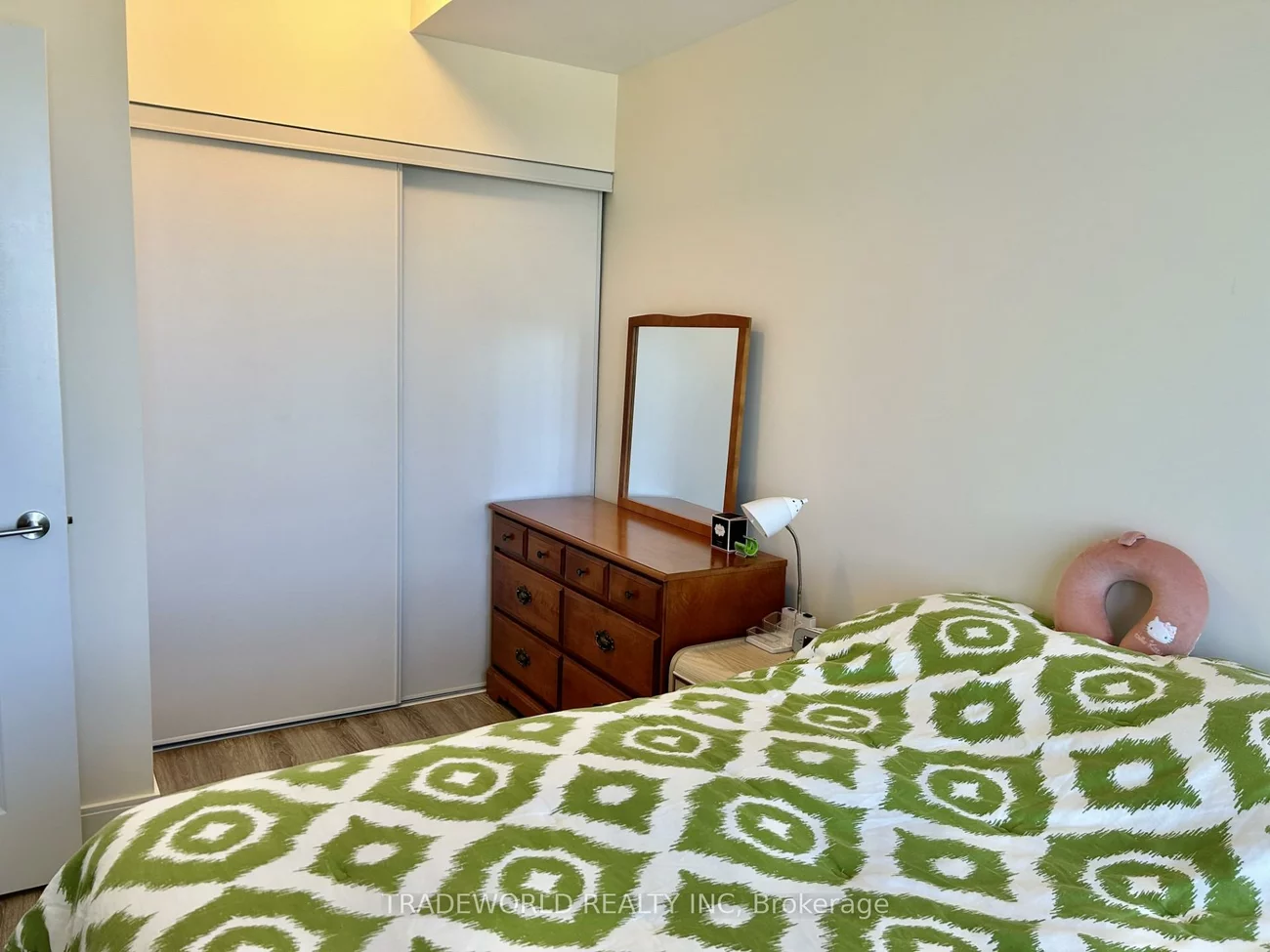 9608, Yonge, North Richvale, Richmond Hill