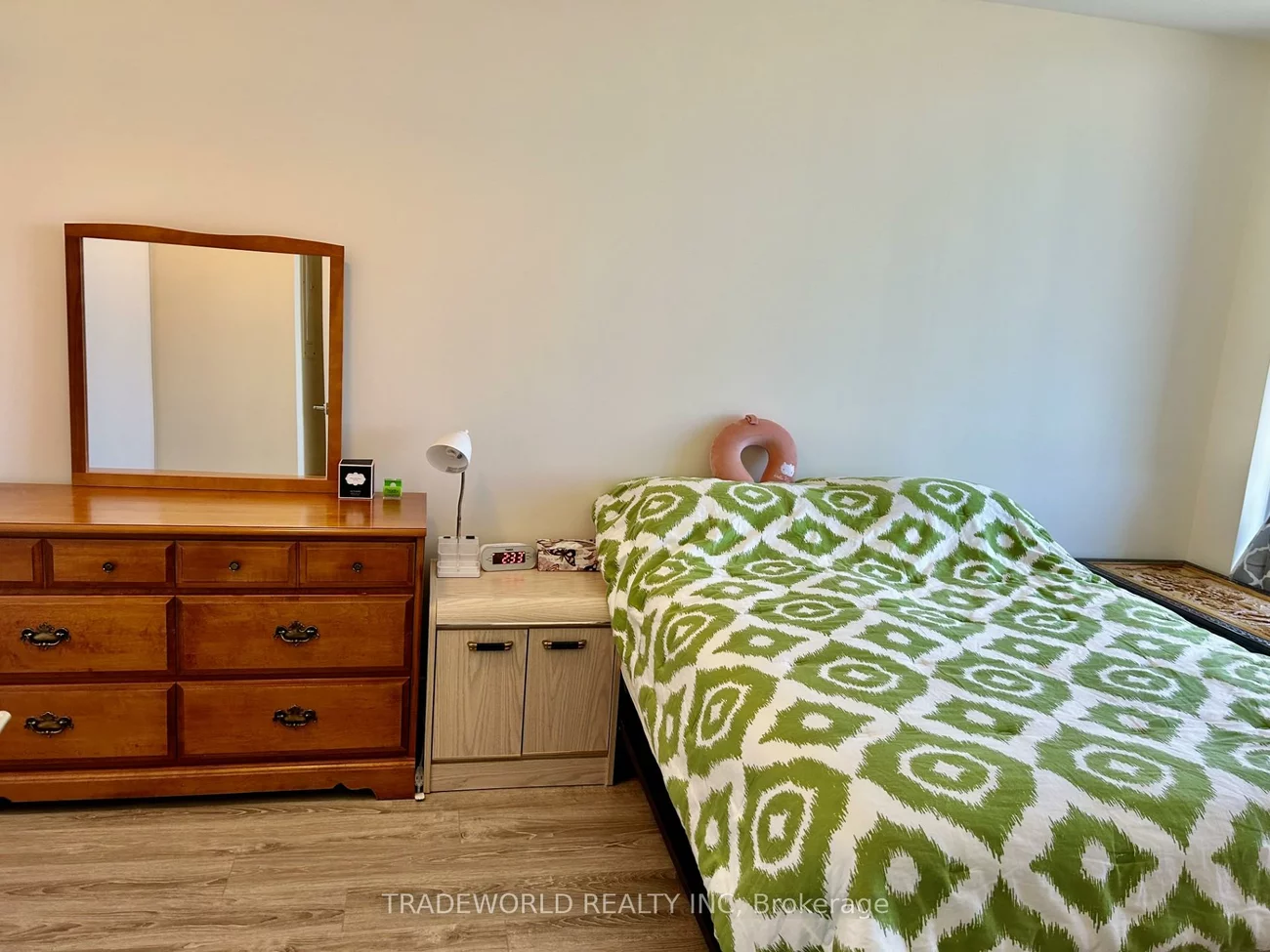 9608, Yonge, North Richvale, Richmond Hill