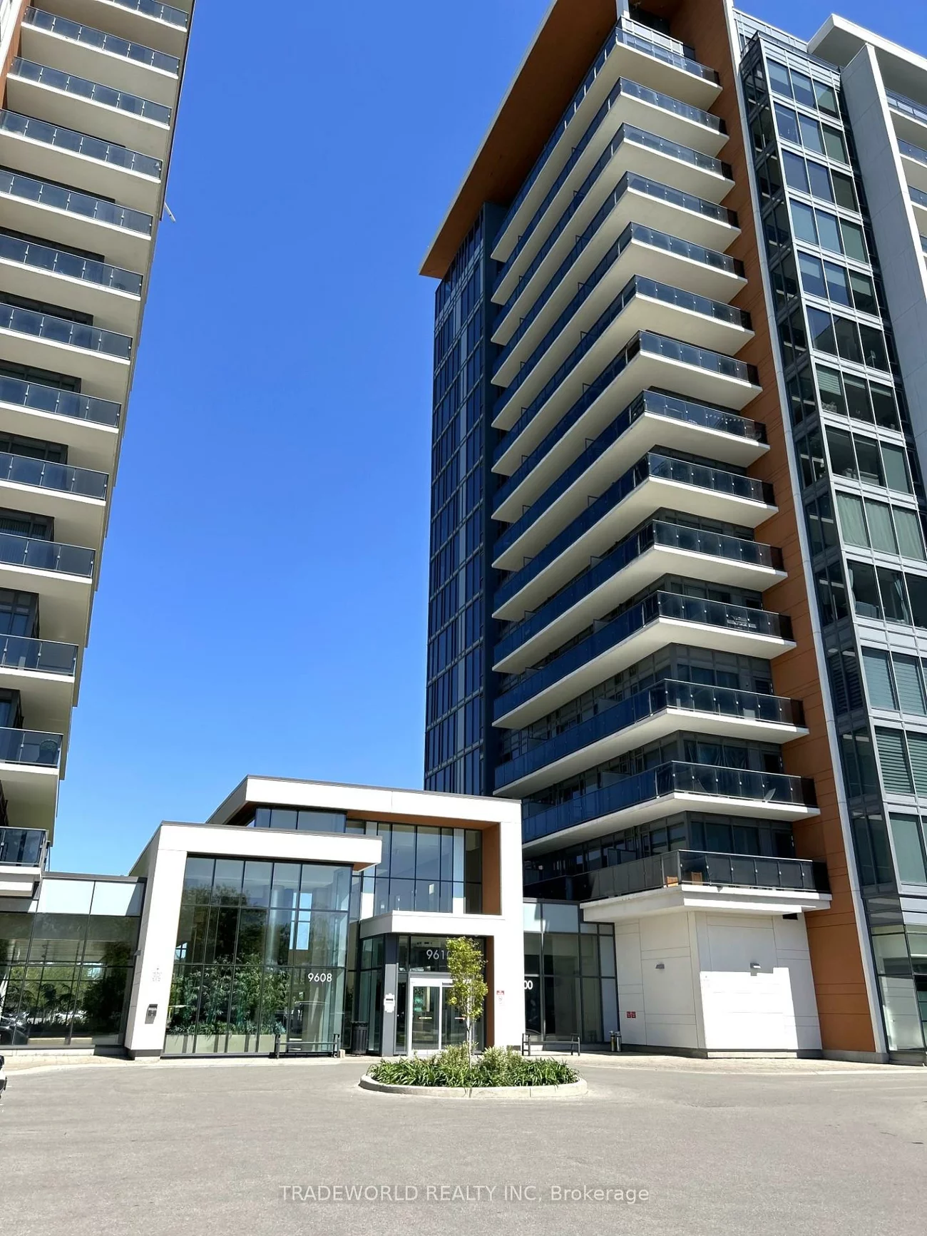 9608, Yonge, North Richvale, Richmond Hill