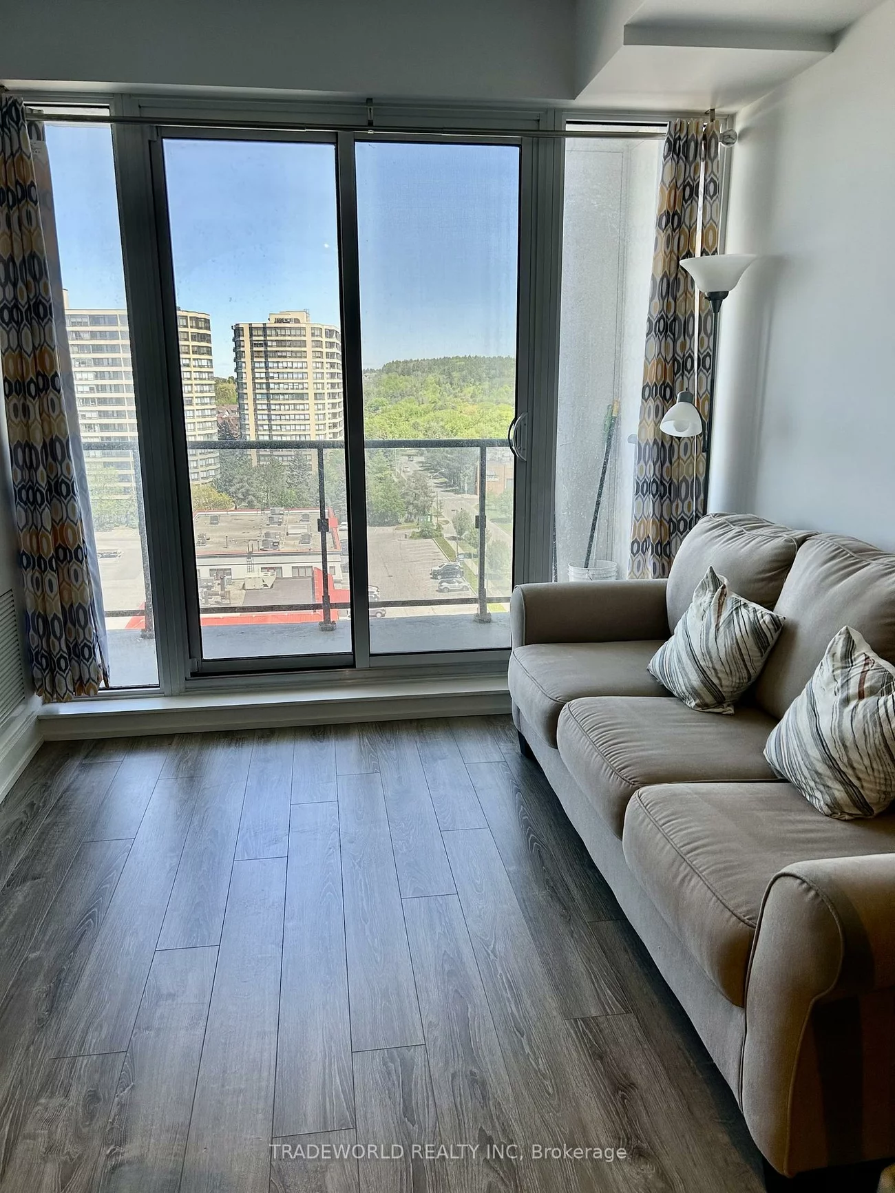 9608, Yonge, North Richvale, Richmond Hill