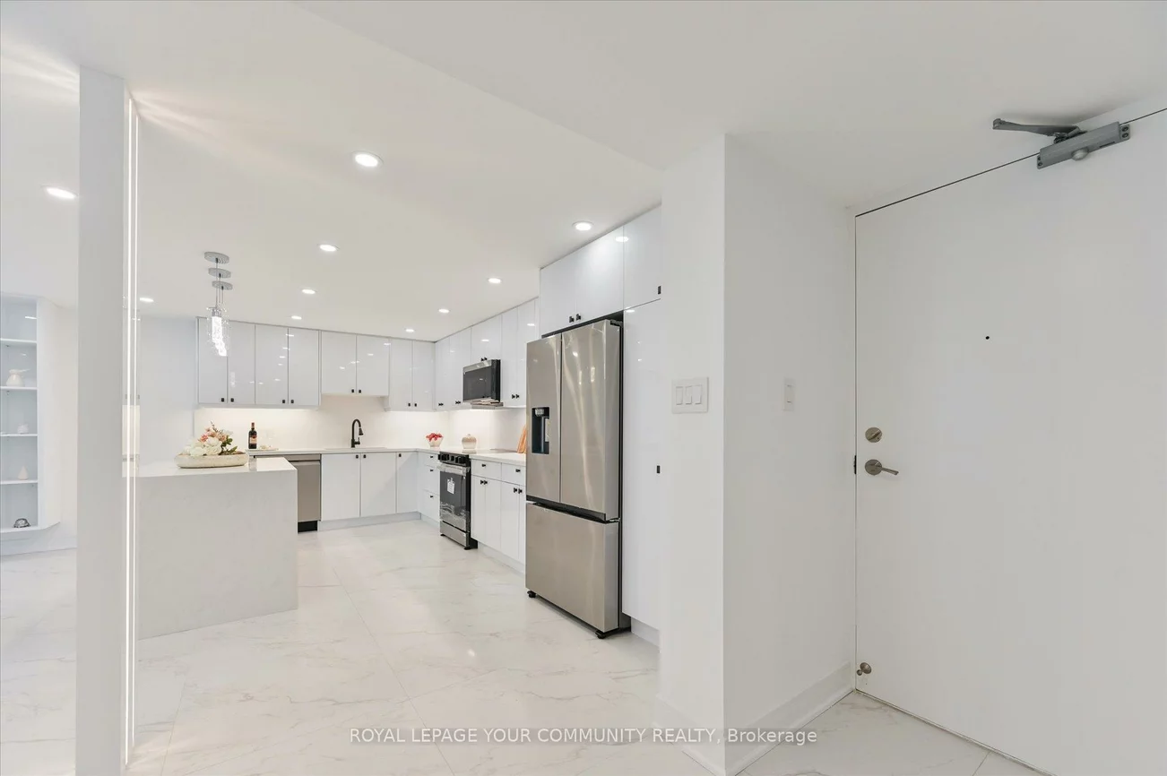 20, Baif, North Richvale, Richmond Hill
