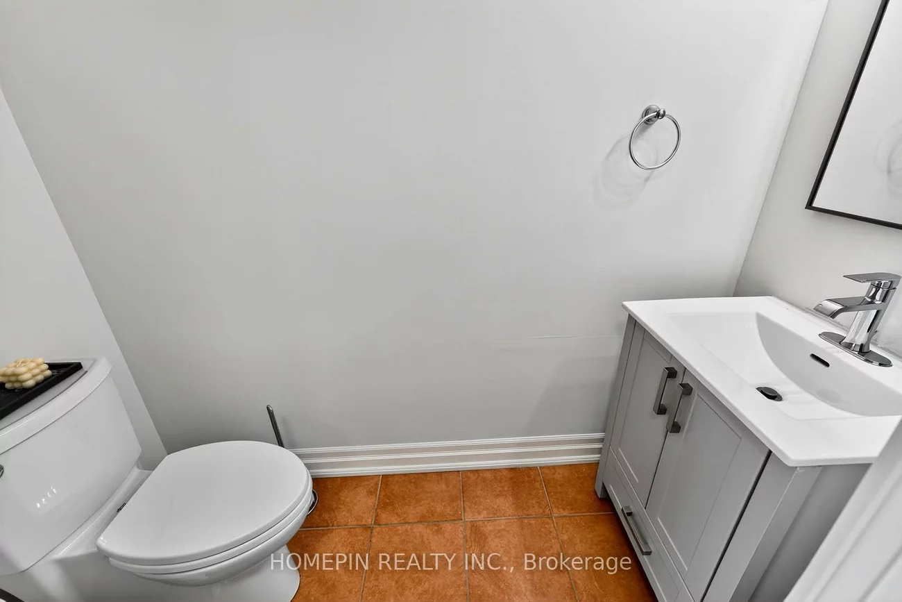 39, Oneida, Langstaff, Richmond Hill