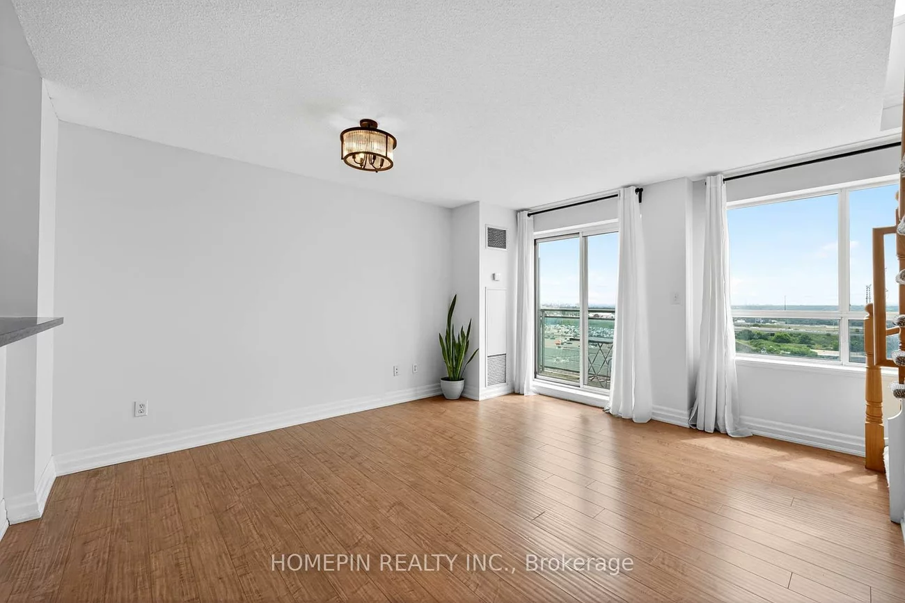 39, Oneida, Langstaff, Richmond Hill