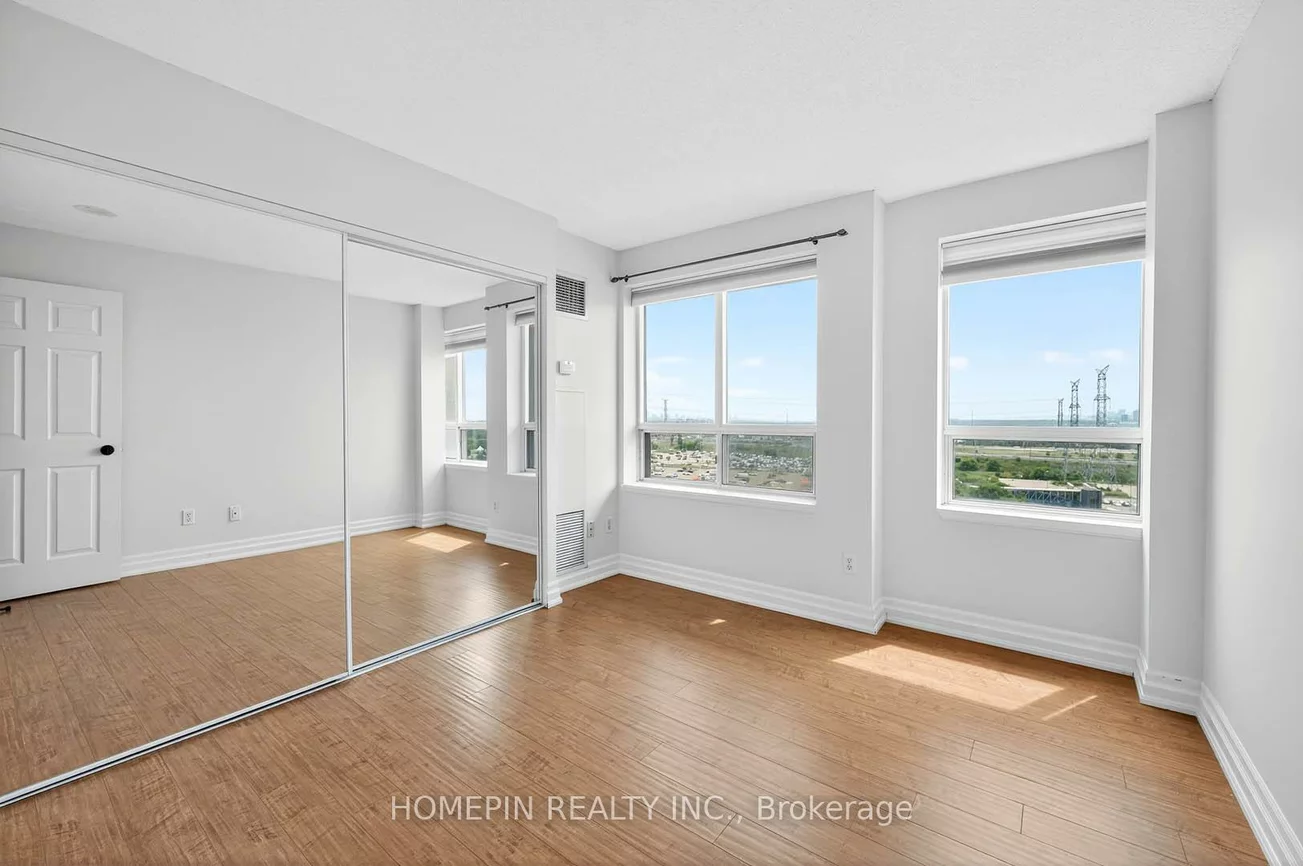 39, Oneida, Langstaff, Richmond Hill