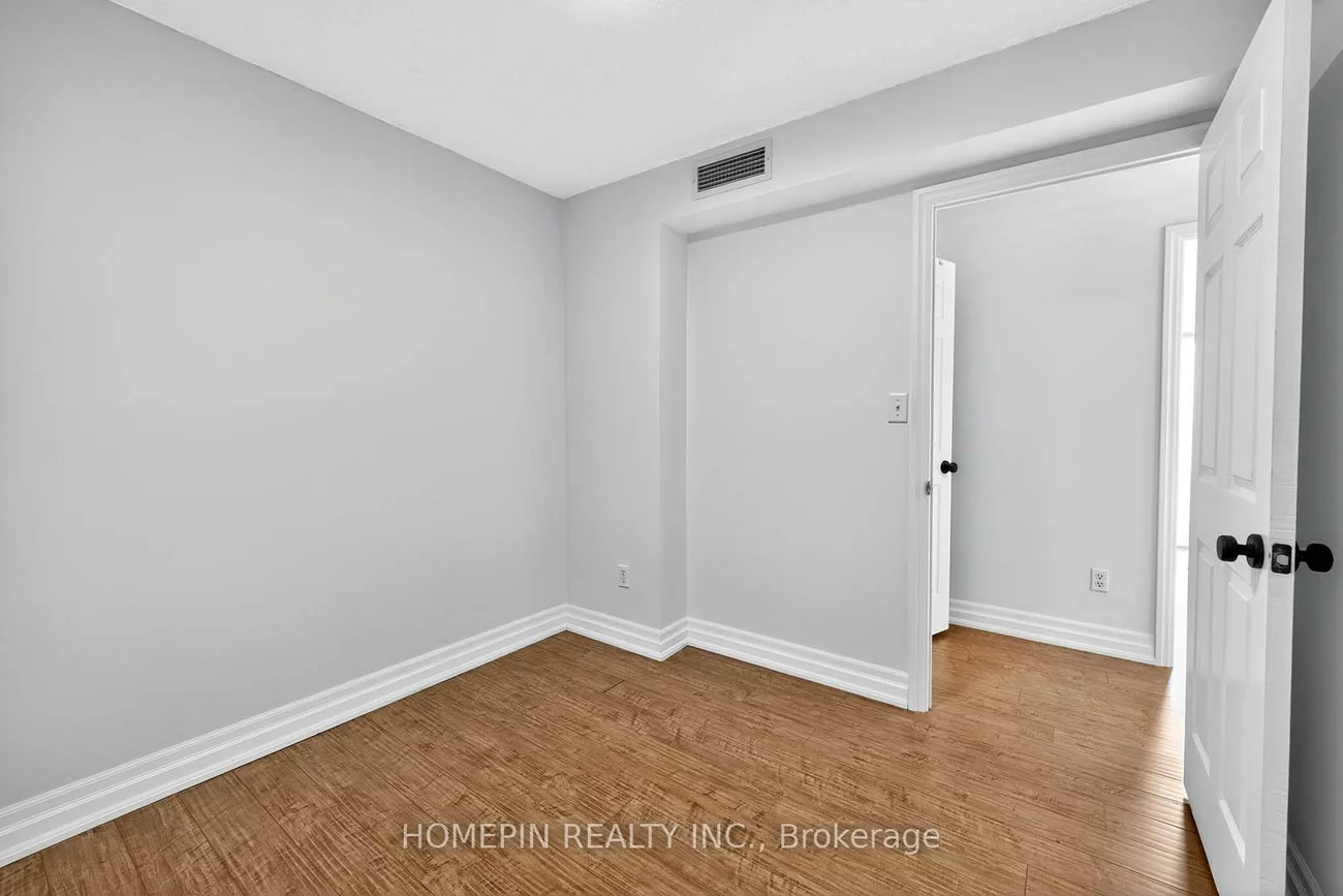 39, Oneida, Langstaff, Richmond Hill