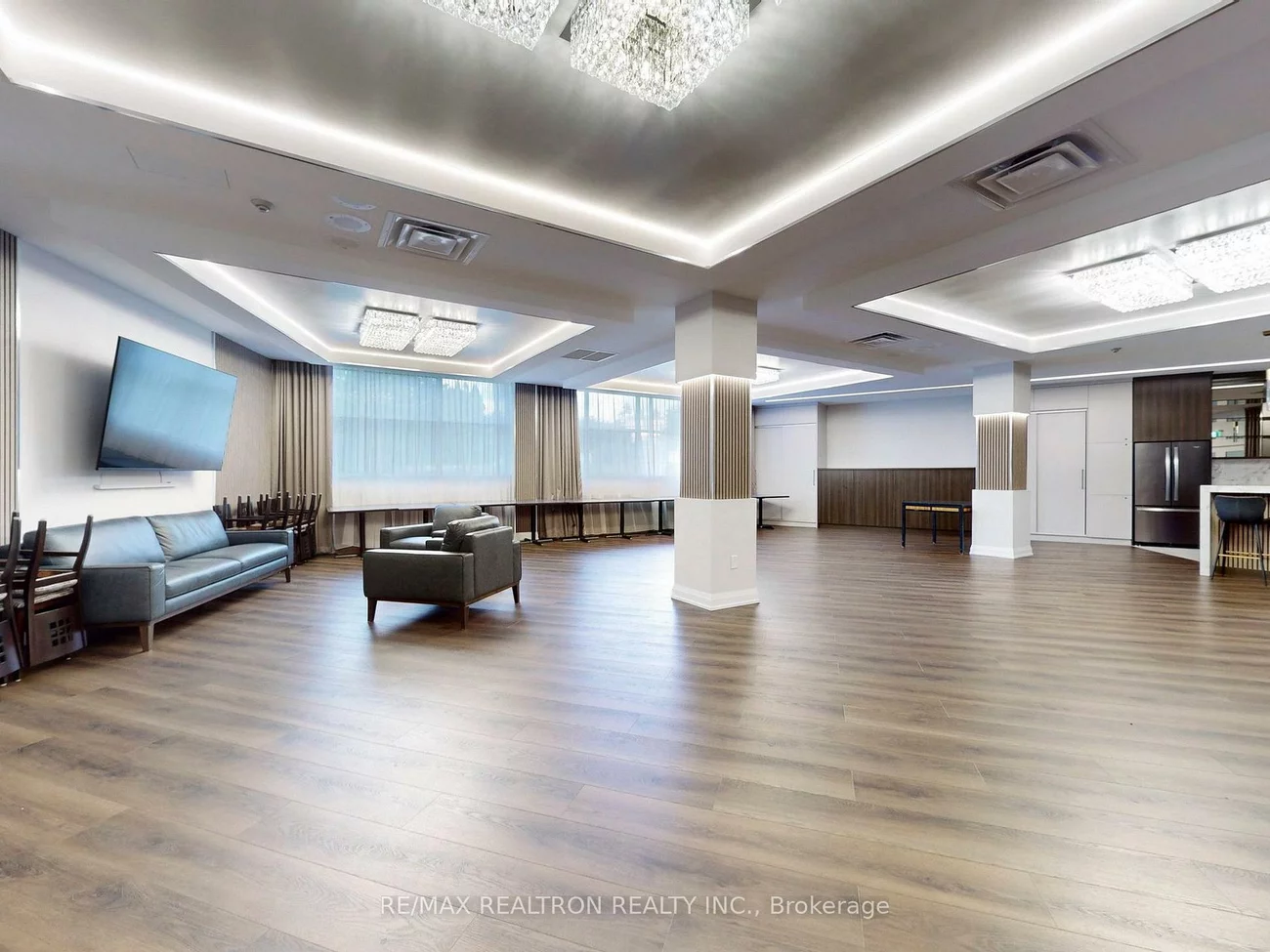 40, Harding, North Richvale, Richmond Hill