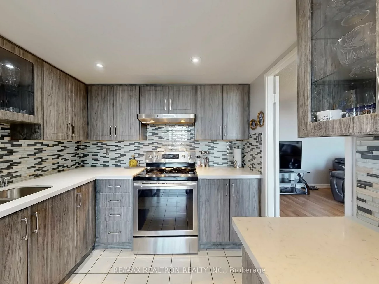 40, Harding, North Richvale, Richmond Hill