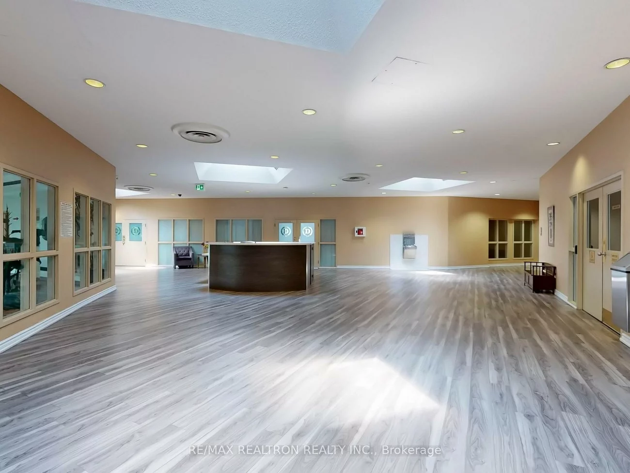 40, Harding, North Richvale, Richmond Hill