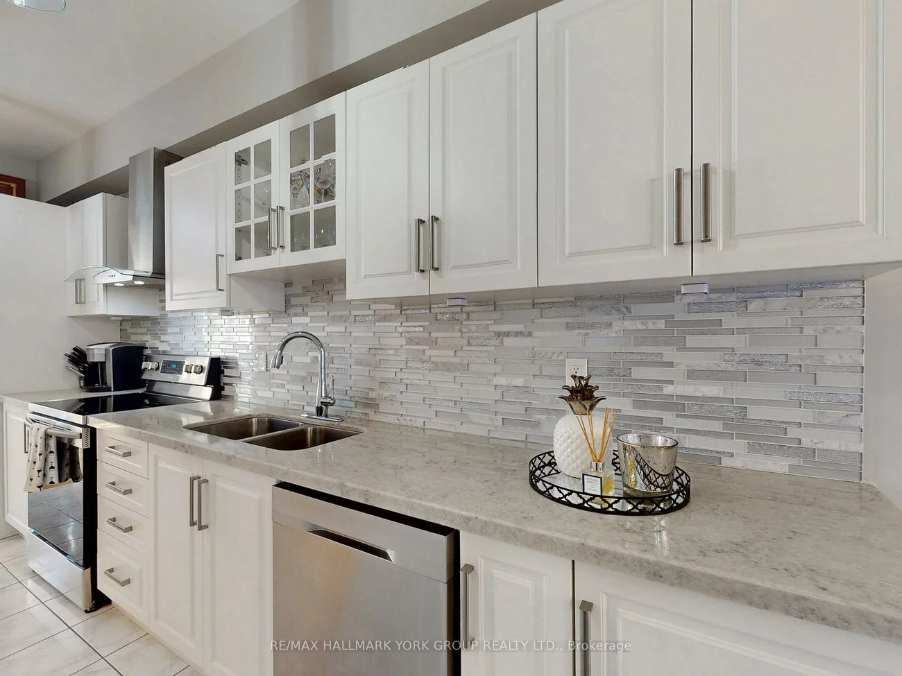 190, Harding, North Richvale, Richmond Hill