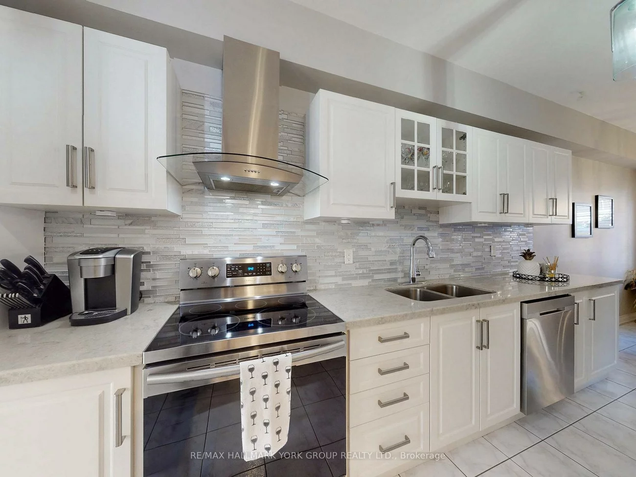 190, Harding, North Richvale, Richmond Hill