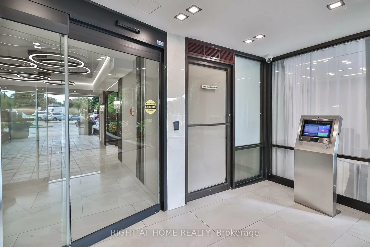 30, Harding, North Richvale, Richmond Hill