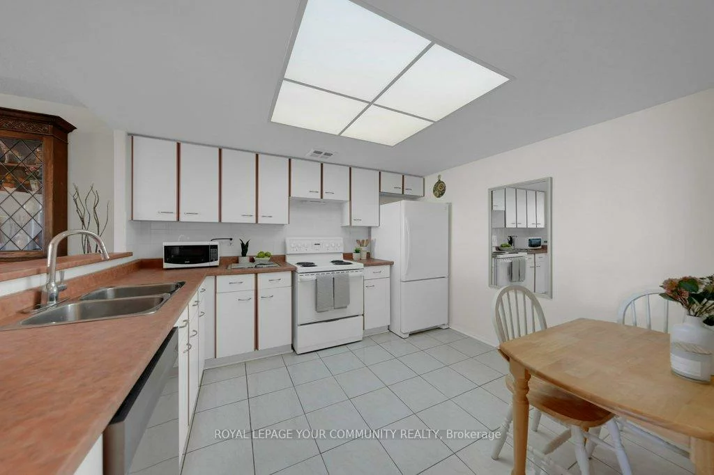 33, Weldrick, Observatory, Richmond Hill