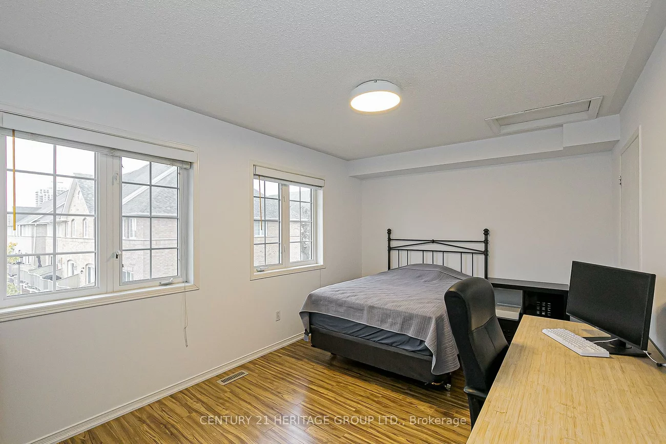 23, Observatory, Observatory, Richmond Hill