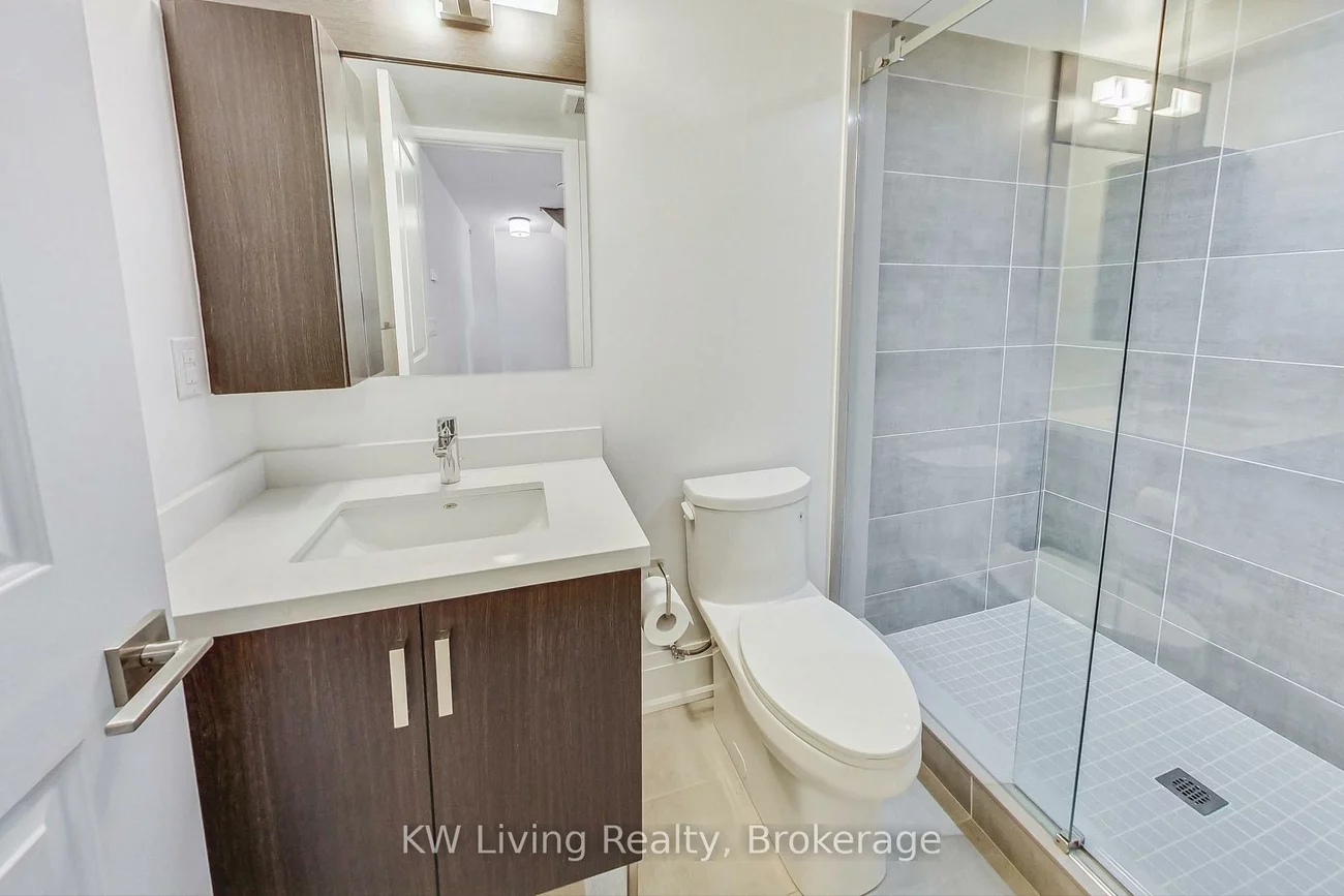 390, Highway 7, Doncrest, Richmond Hill