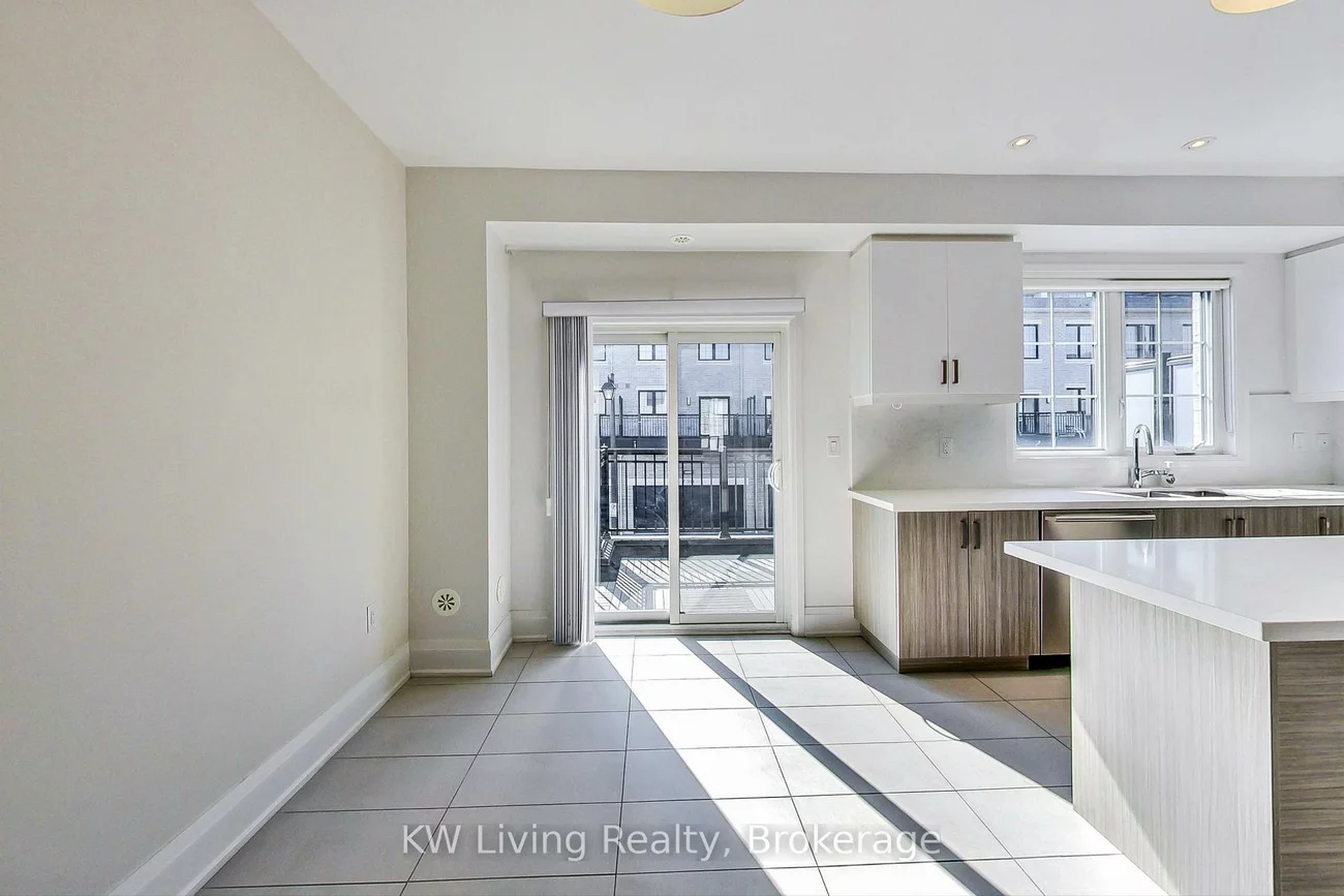 390, Highway 7, Doncrest, Richmond Hill