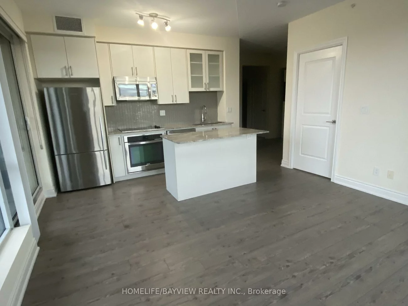 9090, Yonge, South Richvale, Richmond Hill