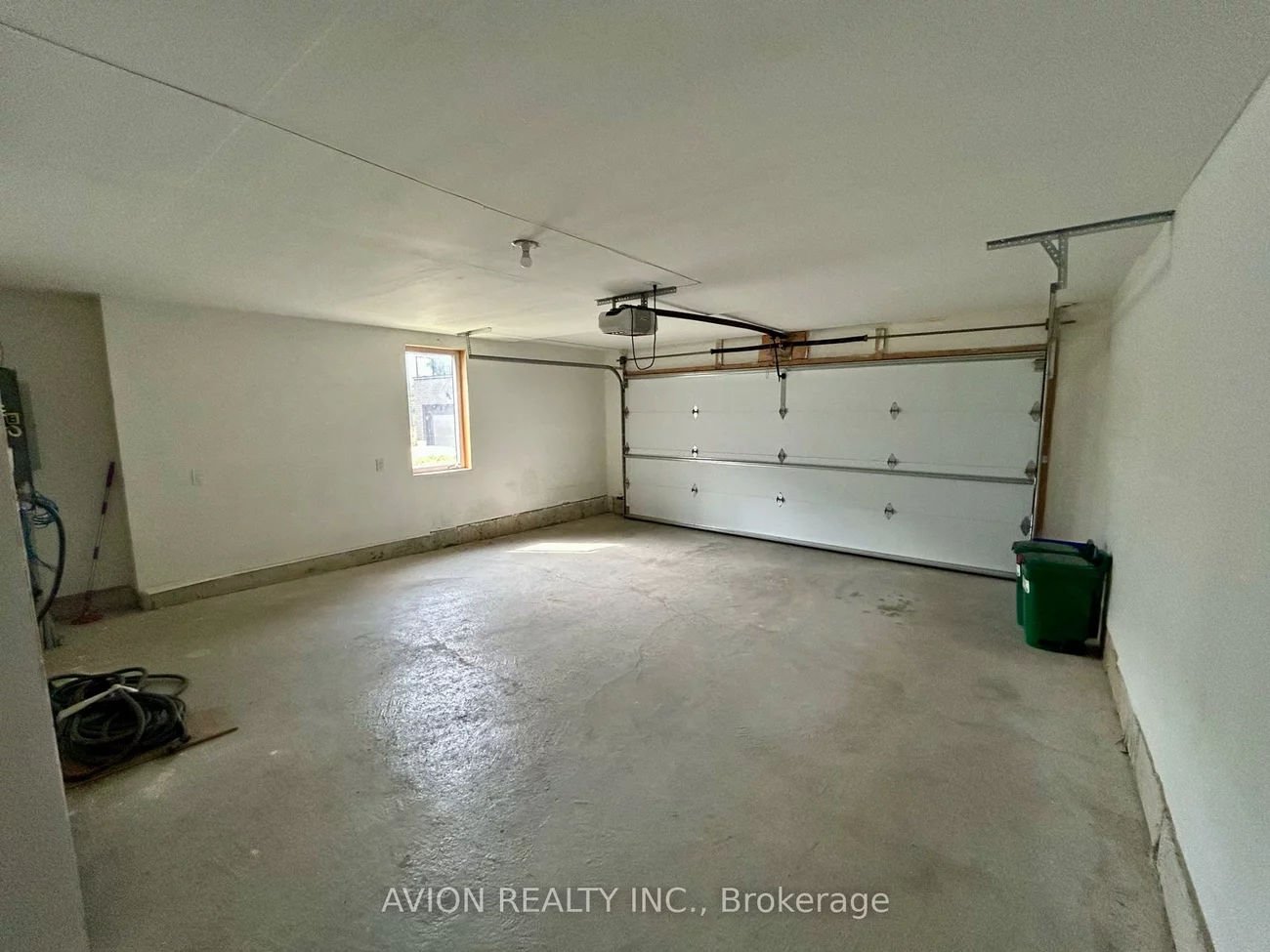 35, Thomas Armstrong, Westbrook, Richmond Hill