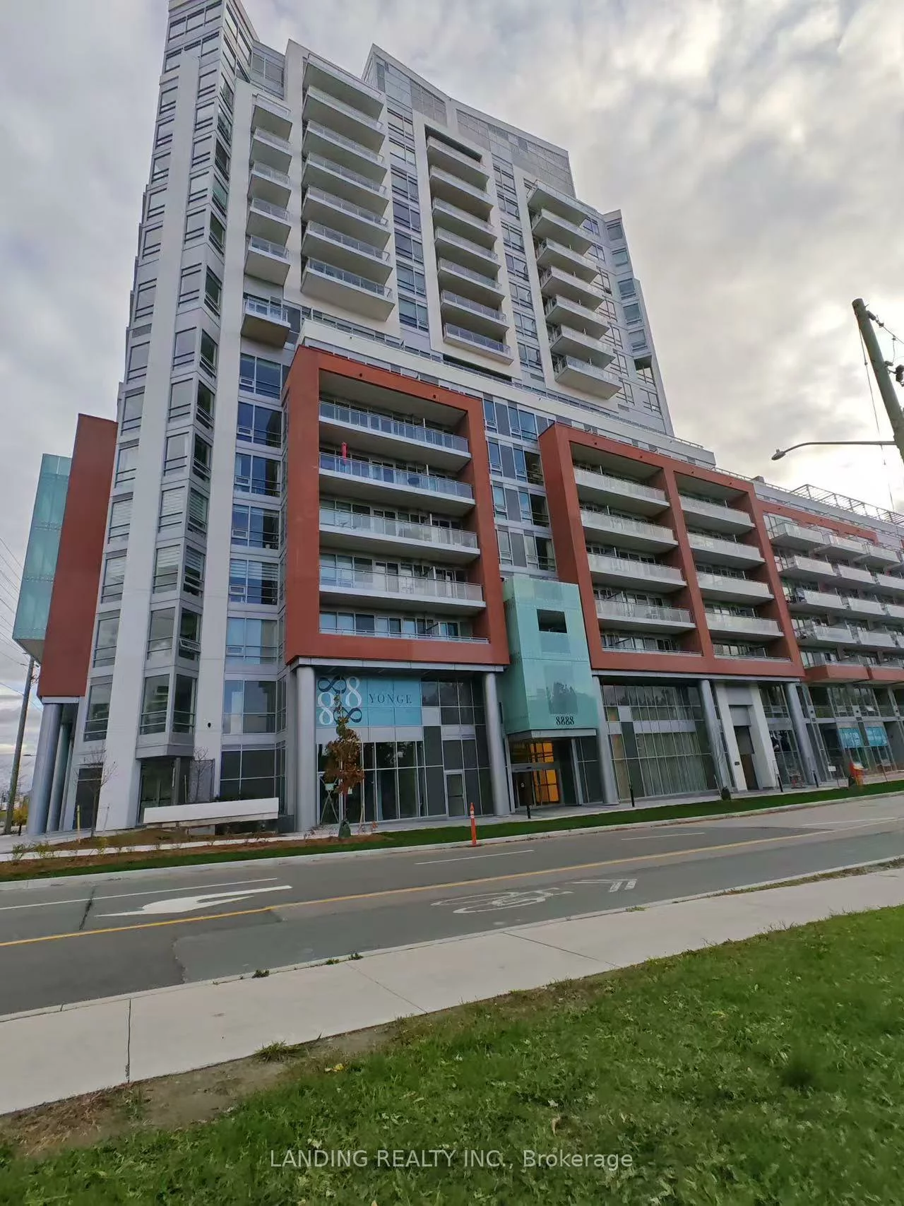 8888, Yonge, South Richvale, Richmond Hill
