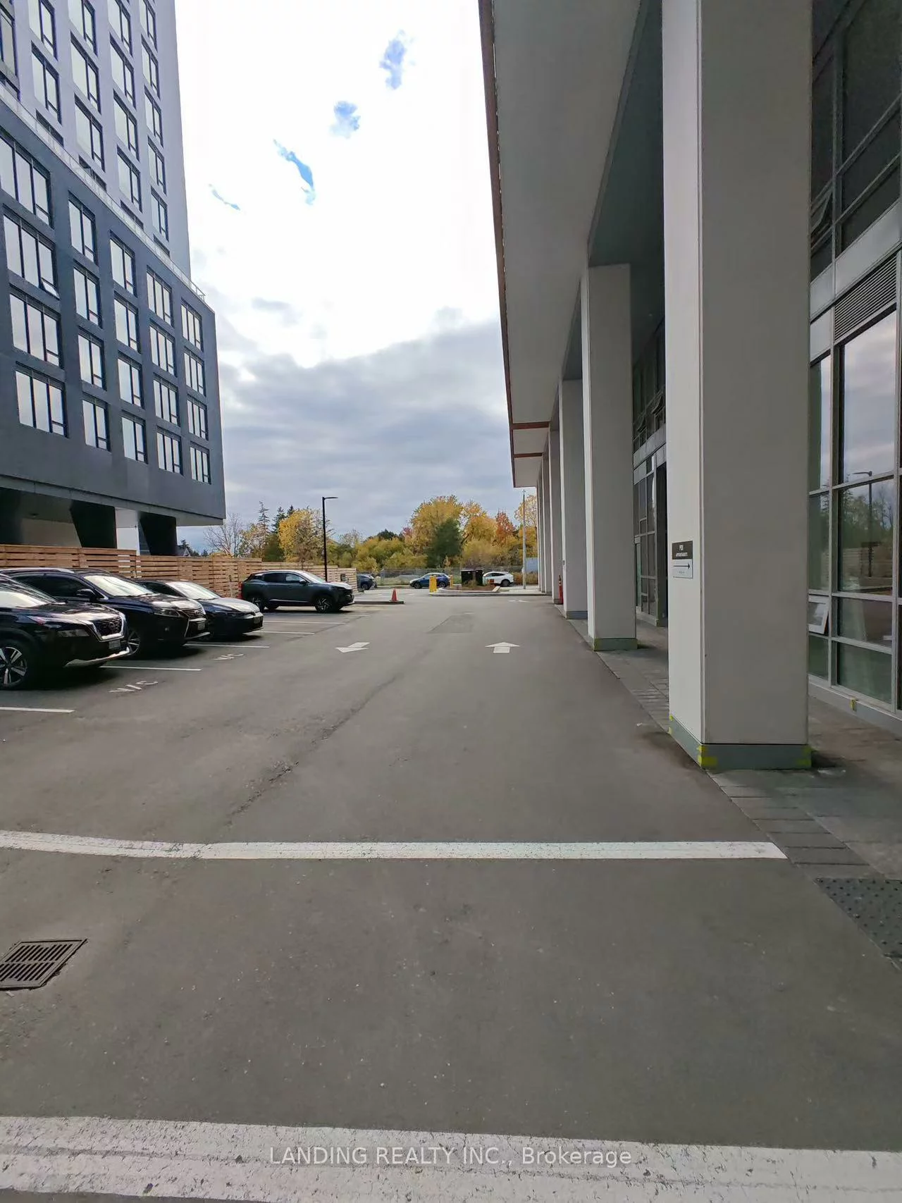 8888, Yonge, South Richvale, Richmond Hill