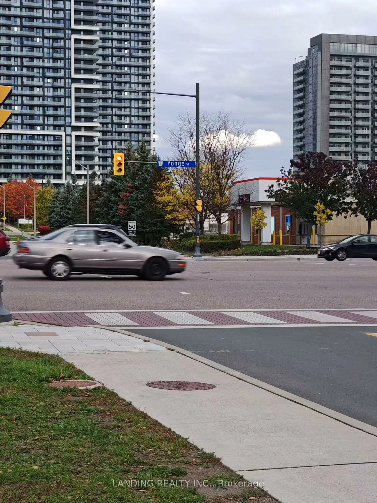 8888, Yonge, South Richvale, Richmond Hill