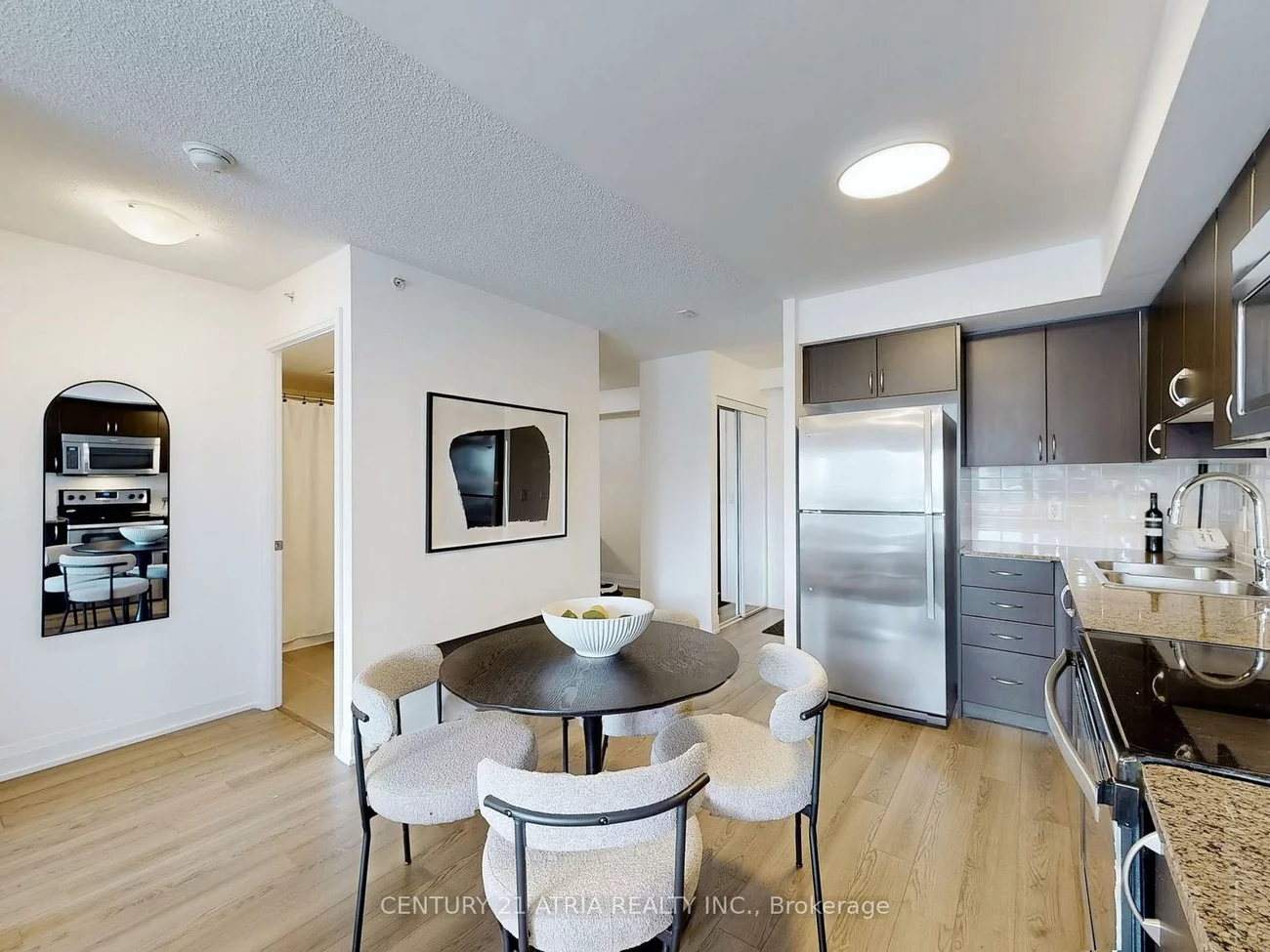 372, Highway 7, Doncrest, Richmond Hill