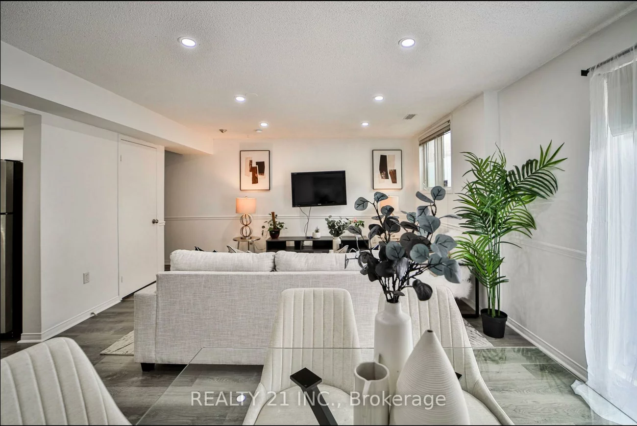 75, Weldrick, Observatory, Richmond Hill