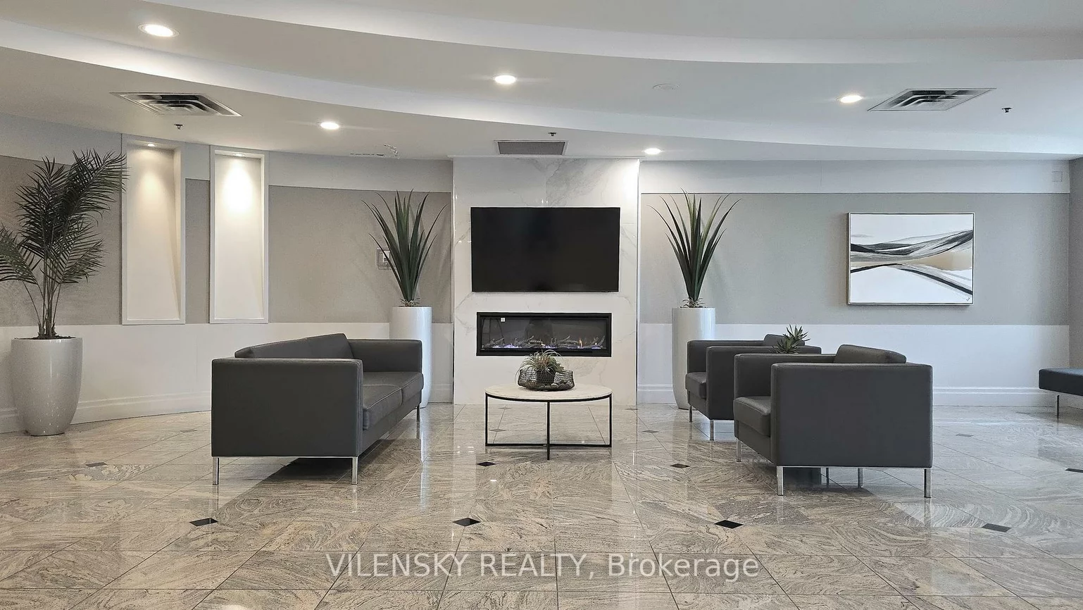 39, Oneida, Langstaff, Richmond Hill