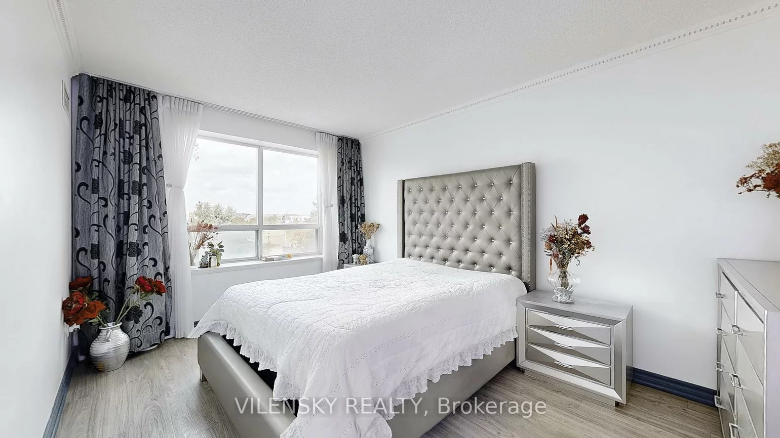 39, Oneida, Langstaff, Richmond Hill