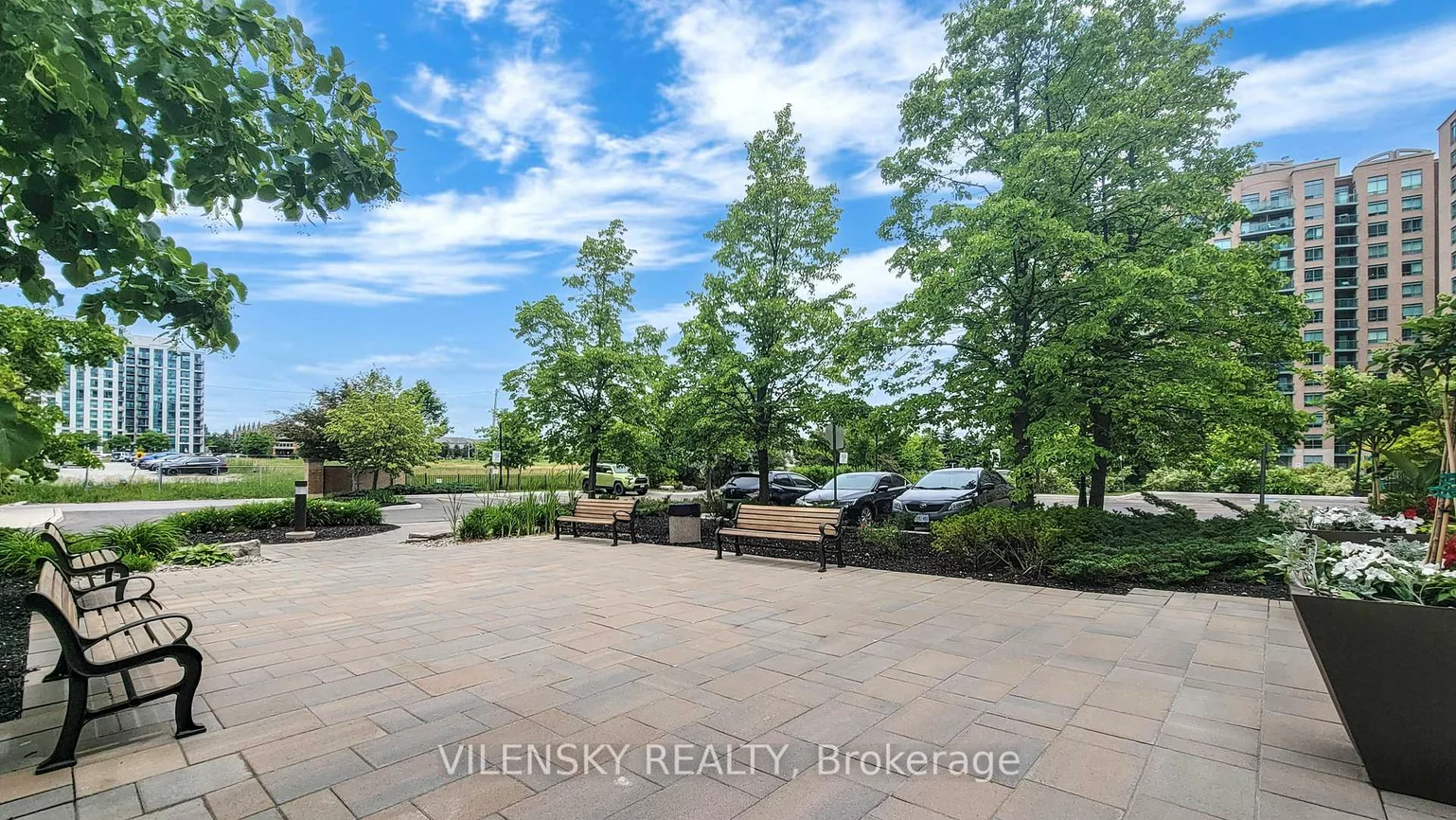 39, Oneida, Langstaff, Richmond Hill