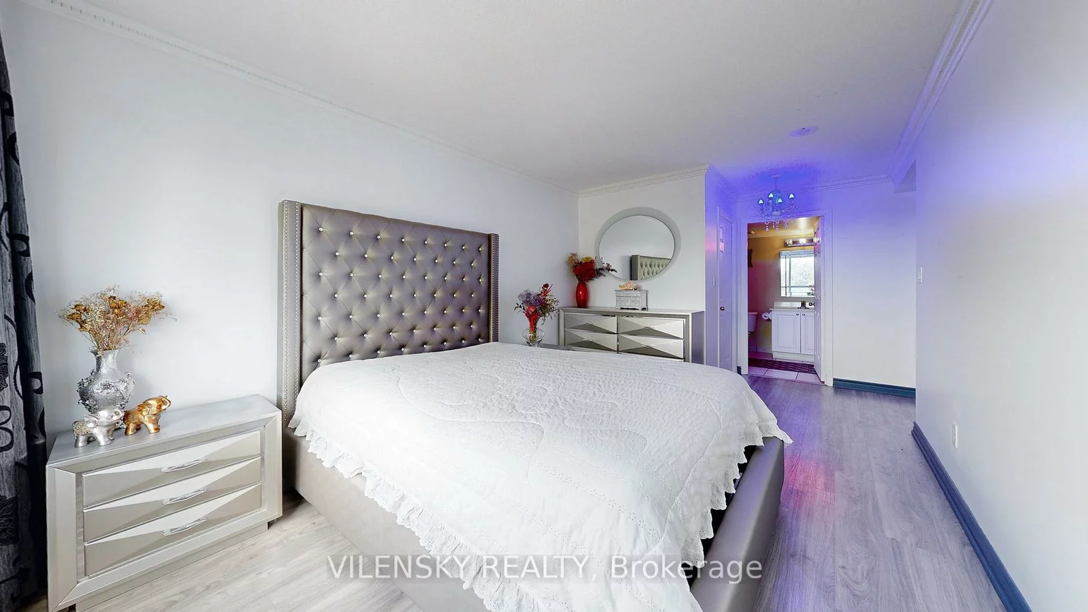 39, Oneida, Langstaff, Richmond Hill