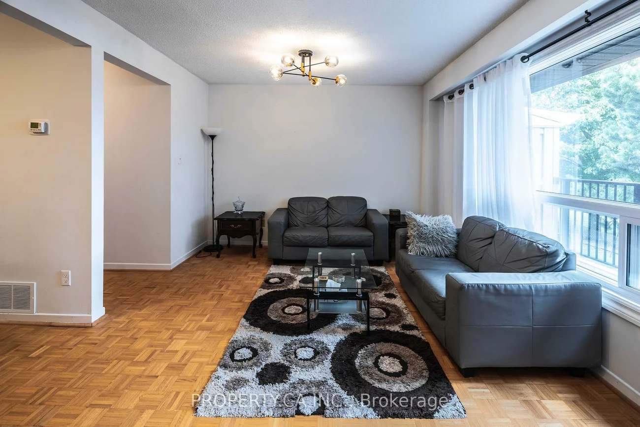 40, Castle Rock, North Richvale, Richmond Hill