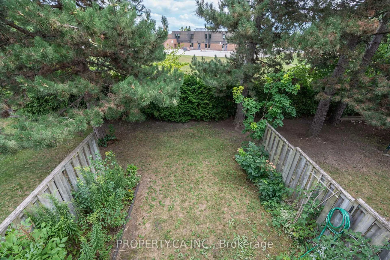 40, Castle Rock, North Richvale, Richmond Hill