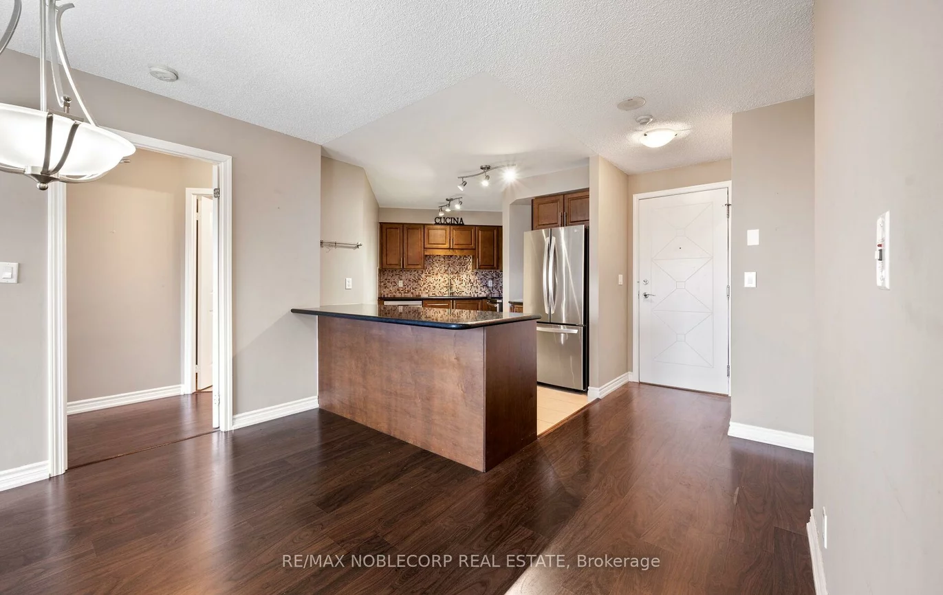 18, Harding, Harding, Richmond Hill