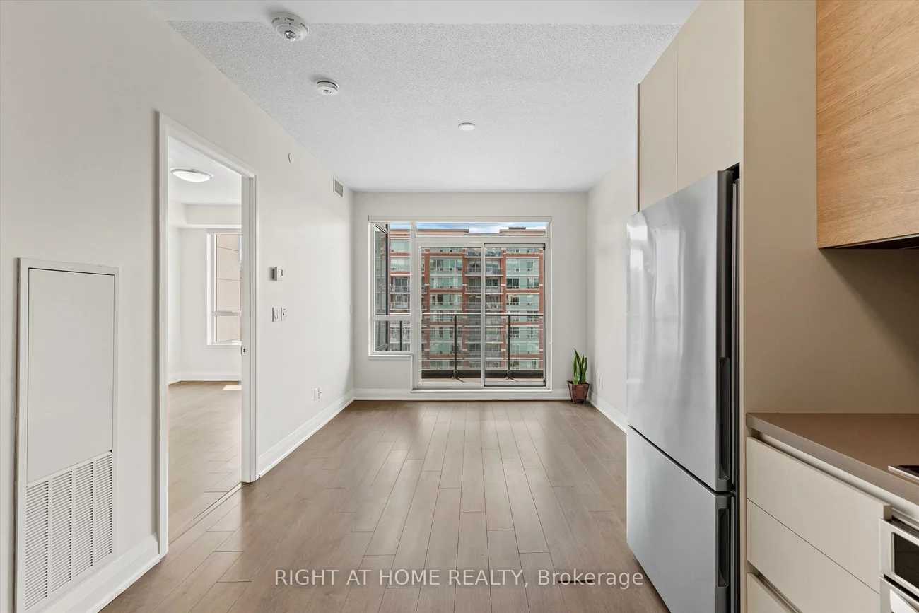 396, Highway 7, Doncrest, Richmond Hill