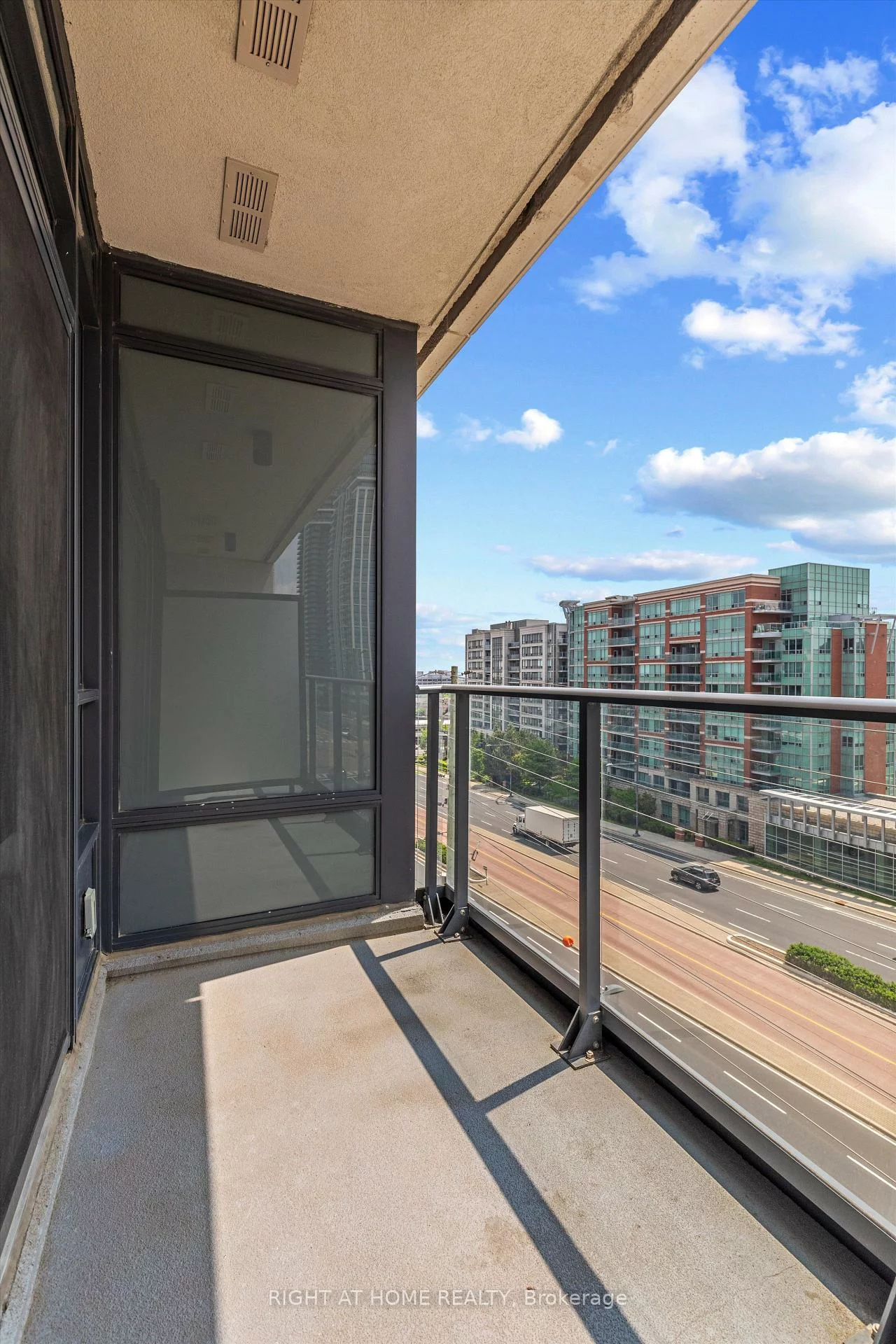 396, Highway 7, Doncrest, Richmond Hill