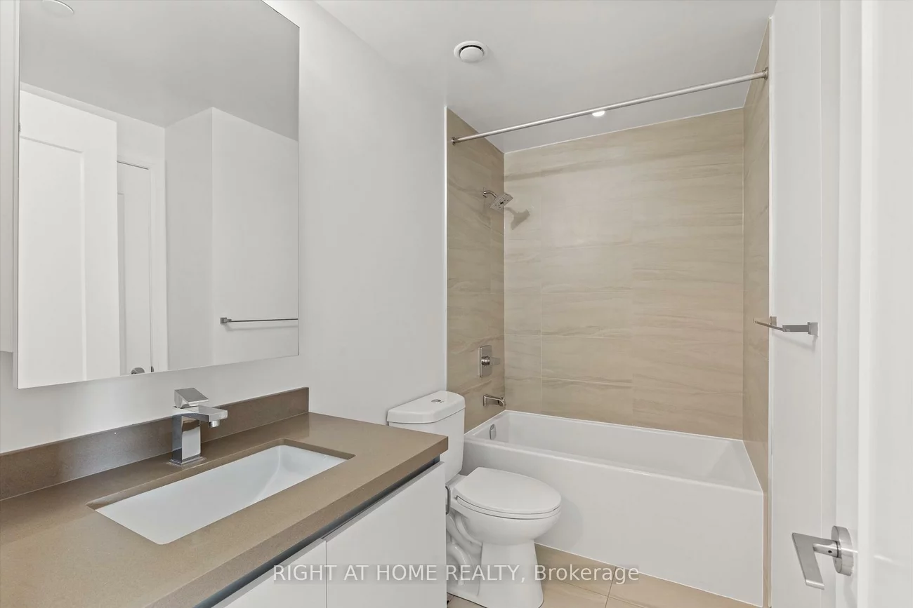 396, Highway 7, Doncrest, Richmond Hill