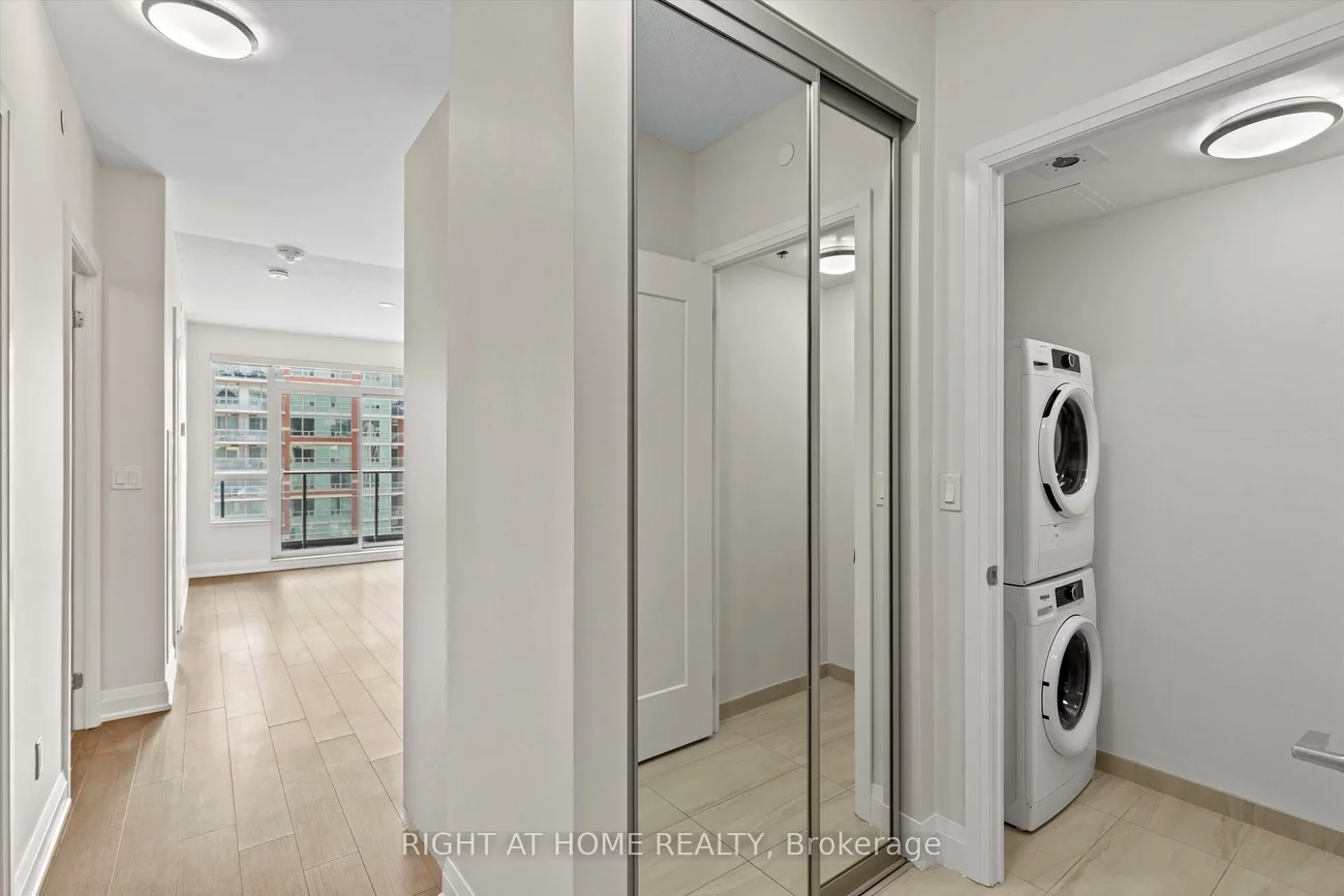 396, Highway 7, Doncrest, Richmond Hill