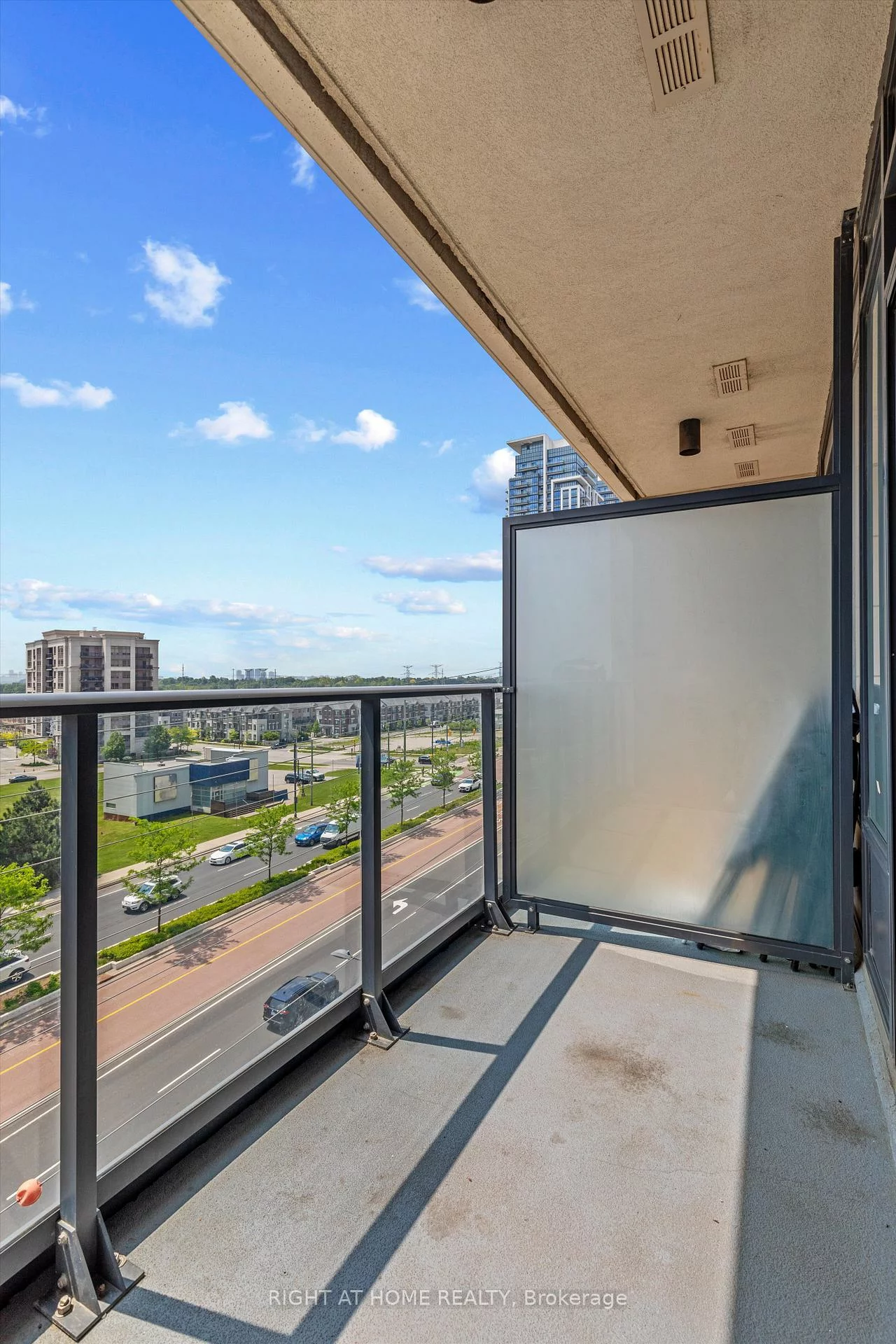 396, Highway 7, Doncrest, Richmond Hill