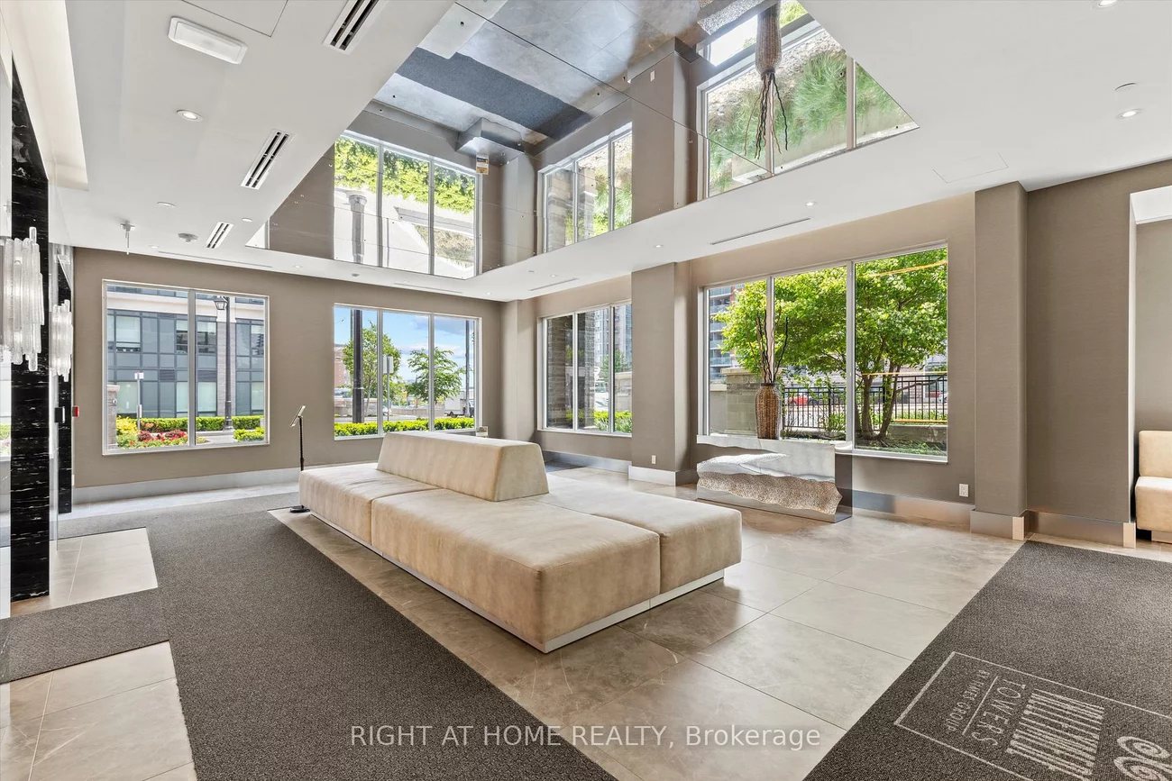 396, Highway 7, Doncrest, Richmond Hill