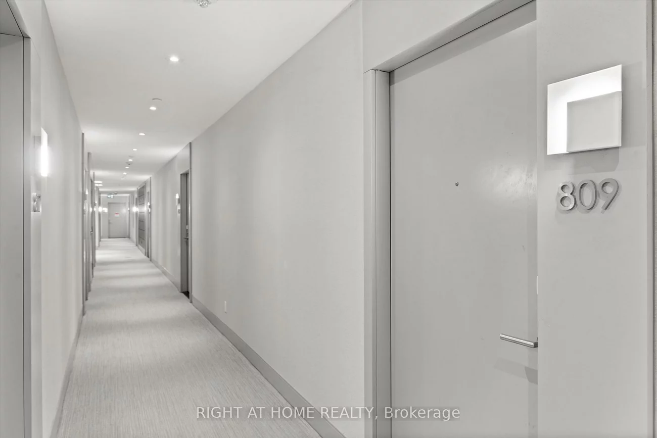 396, Highway 7, Doncrest, Richmond Hill