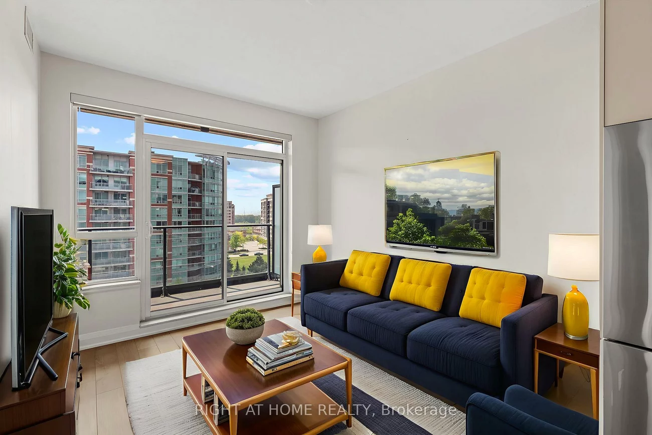 396, Highway 7, Doncrest, Richmond Hill