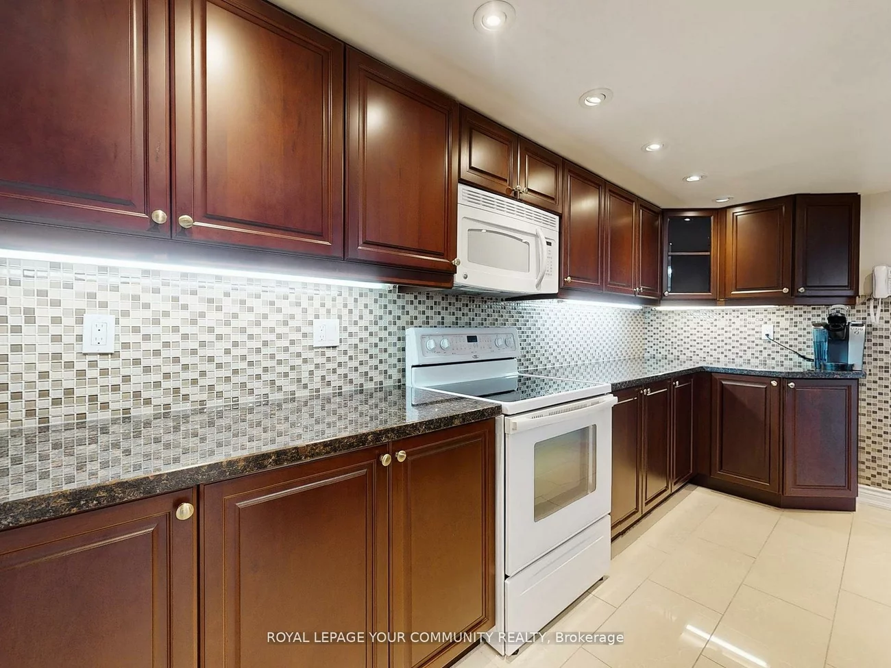 32, Clarissa, Harding, Richmond Hill