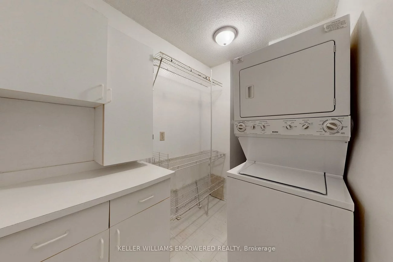 20, Harding, North Richvale, Richmond Hill