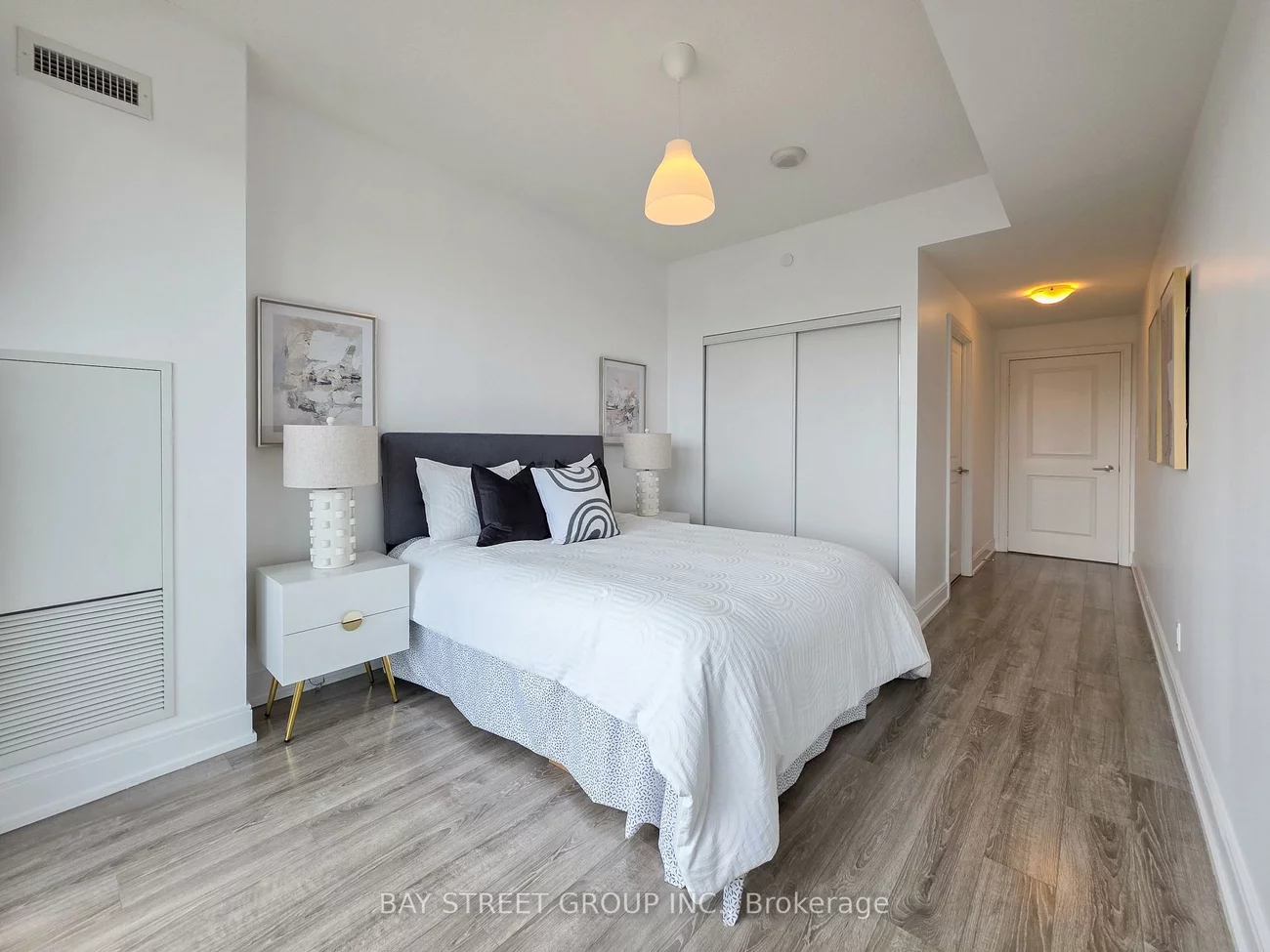 9608, Yonge, North Richvale, Richmond Hill