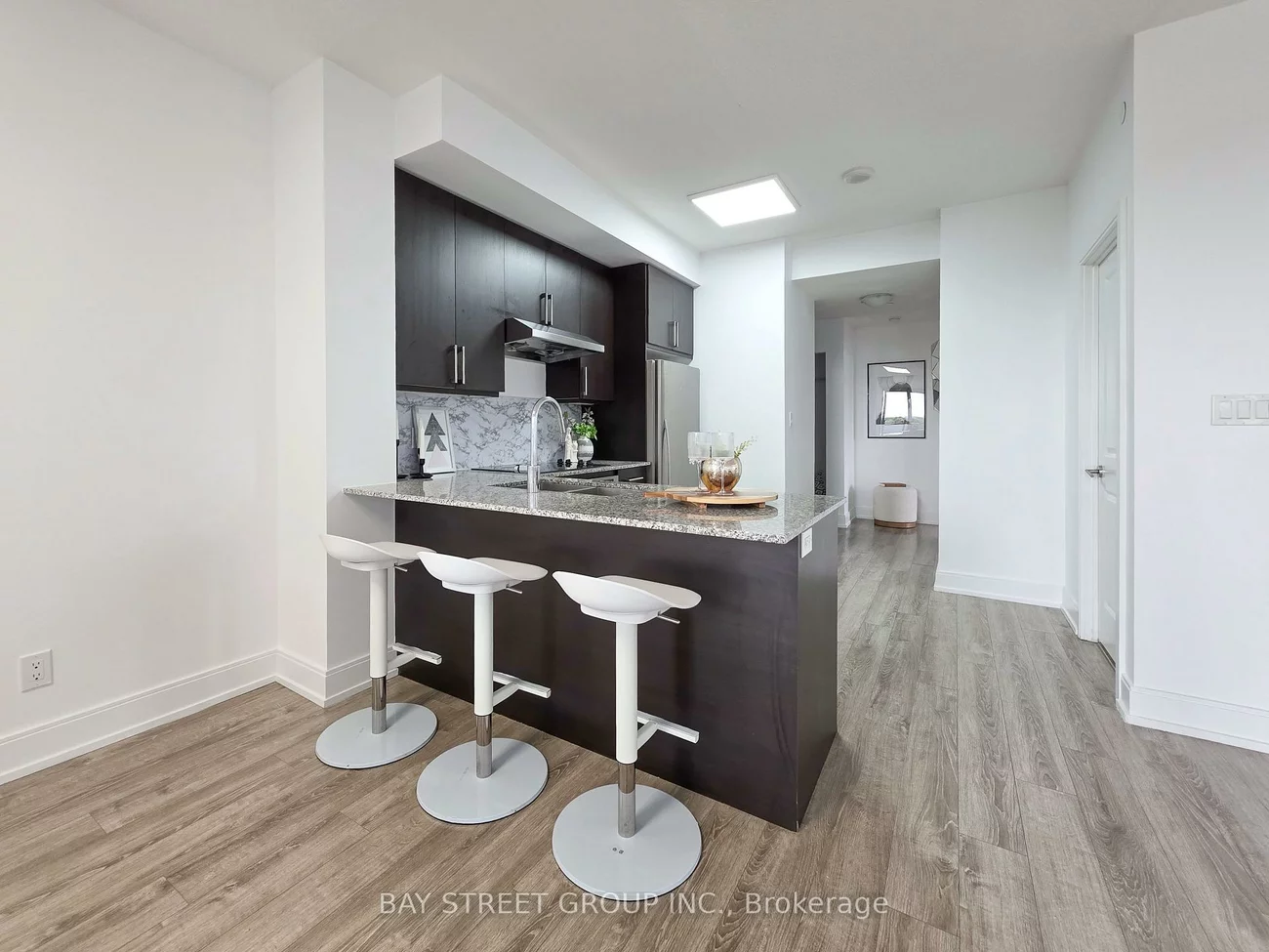 9608, Yonge, North Richvale, Richmond Hill